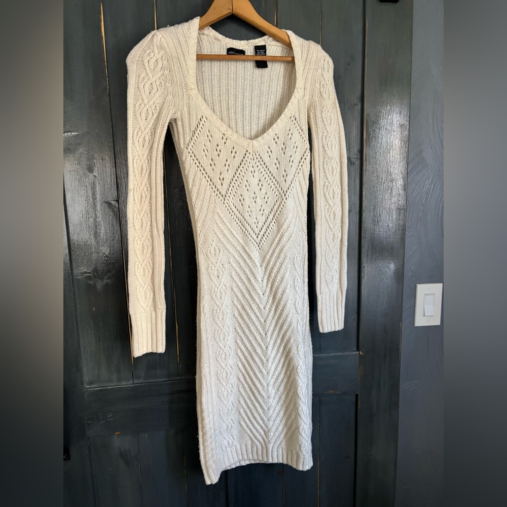 Moda International Gorgeous cable knit sweater dress//VICTORIA SECRET Cream
XS